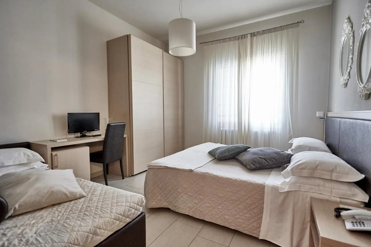 Rouge Hotel International Milano Marittima 4*,